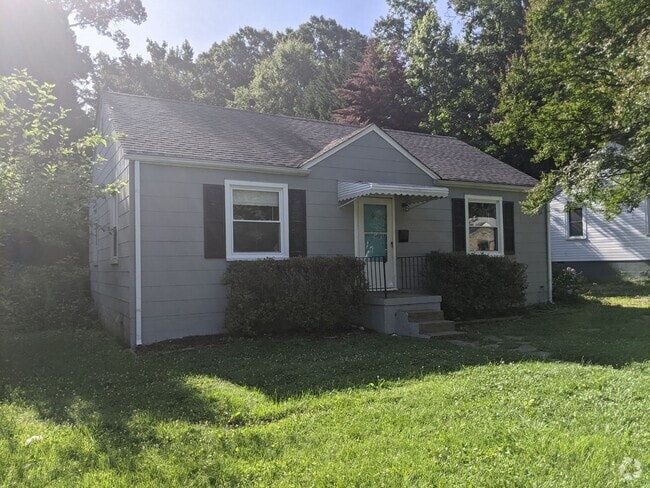 Building Photo - 1807 Westhill Rd Rental