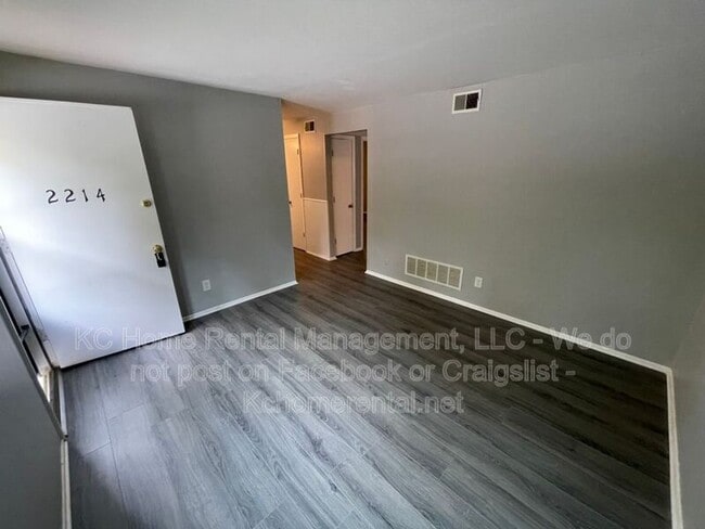 Photo - 2214 NE 77th St