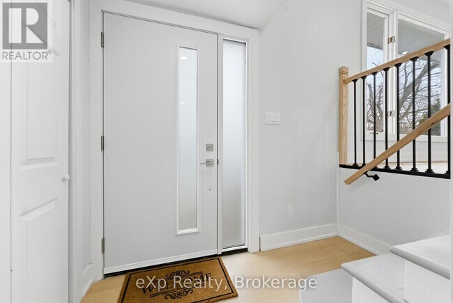 Photo - 19 Alfred Dr