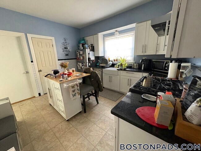 Photo - 22 Murdock St Unit 1