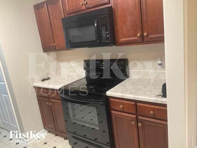 Photo - 1104 Wesson Ct