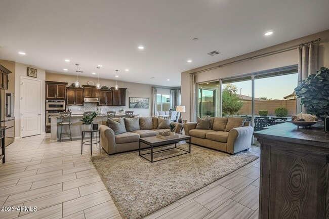 Photo - 18626 W Elm St