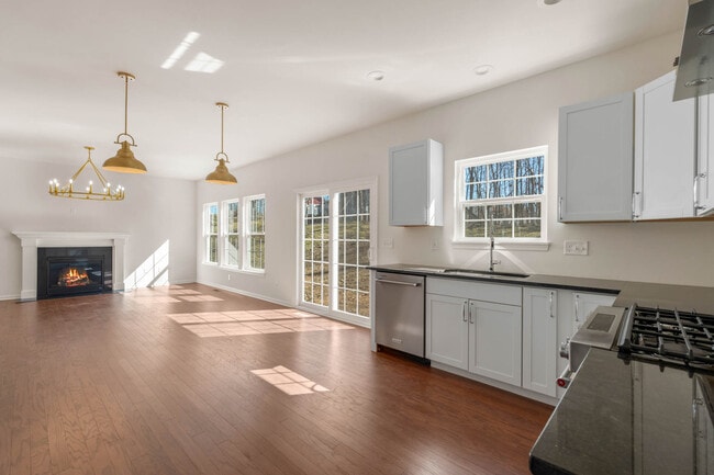 Photo - 1824 Forest View Ct