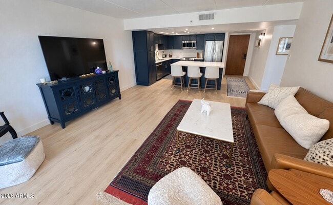 7950 E Camelback Rd Unit 604