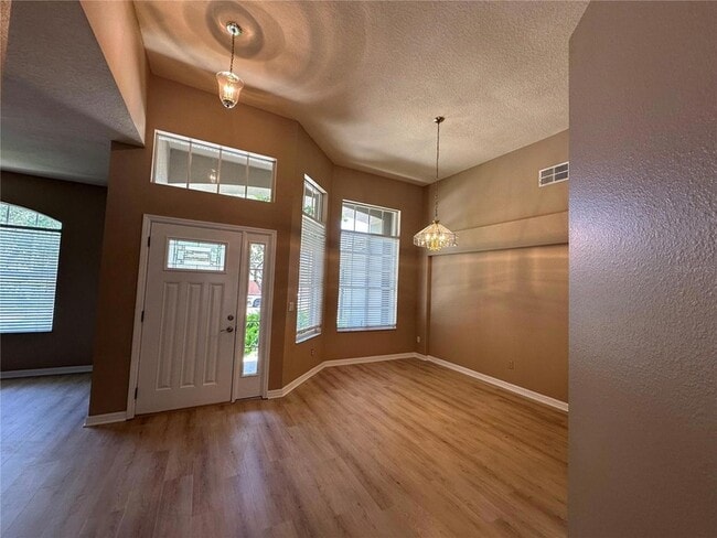 Photo - 13813 Bluewater Cir