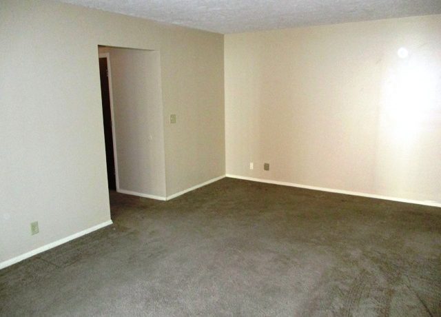 1608 Bryan St