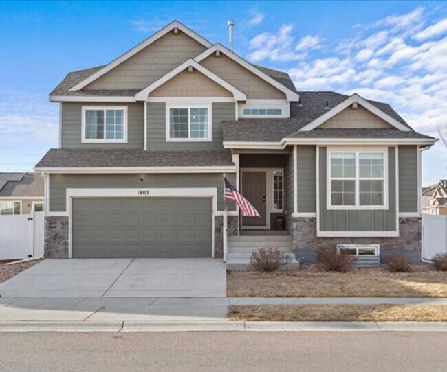 Photo - Modern 4-Bedroom Home in Desirable Promontory Neighborhood - Pet Friendly