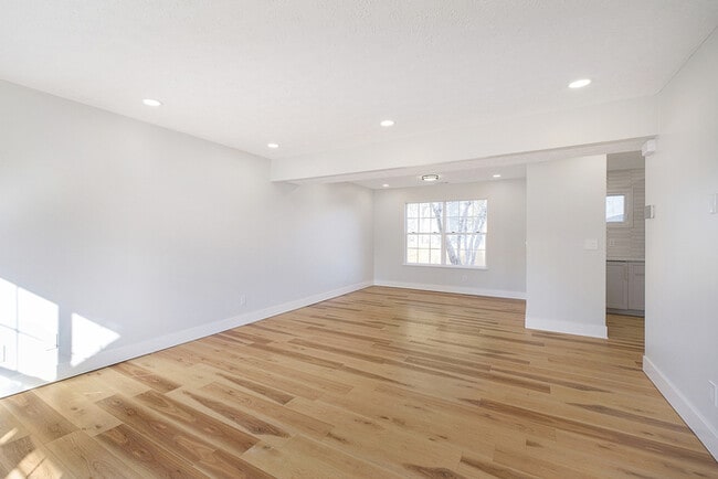 Photo - Beautifully 4-Bedroom Home in the Heart of Brownsburg!