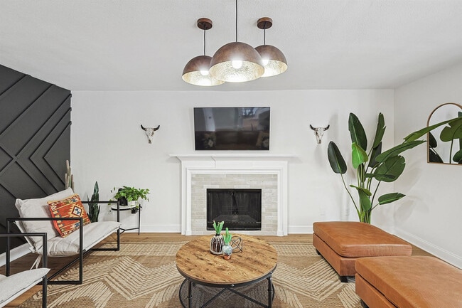 Photo - 6872 Greenleaf Dr Unidad ID1034547P