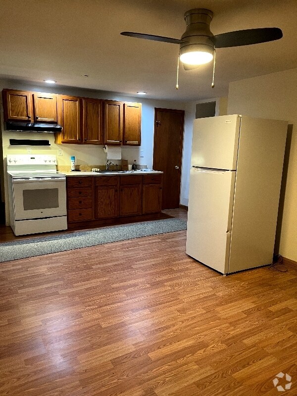 Building Photo - 37 Gifford Dr Rental