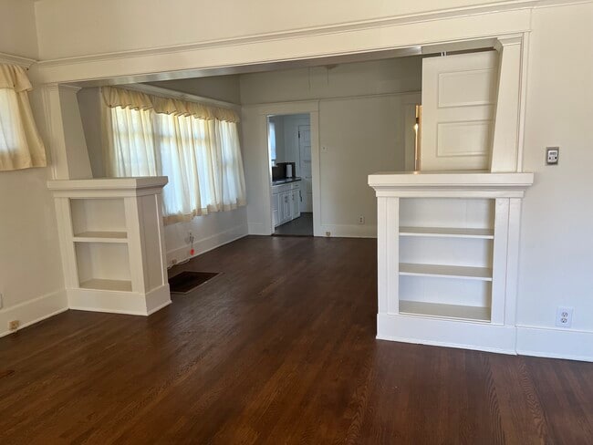 Photo - 640 W 16th St Unidad 640