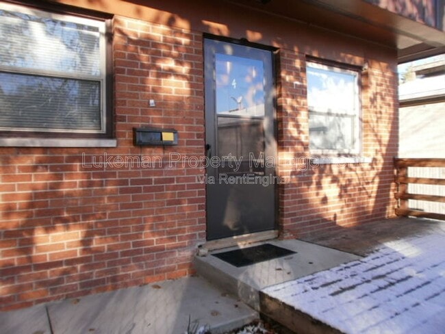Photo - 1536 Henson Ave Unit 4