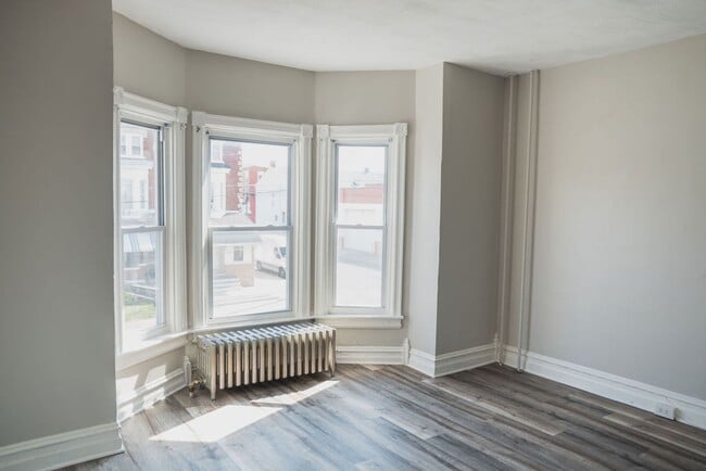 Photo - 906 N 4th St Unit 2