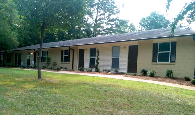 Photo - Pine Grove Apartments