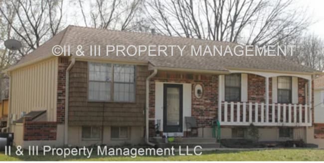 Building Photo - 15921 W 129th St