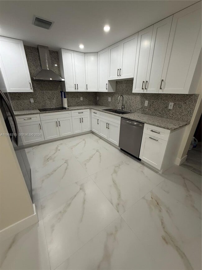 Photo - 951 NE 50th Ct