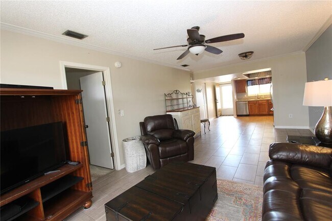 Photo - 6699 San Casa Dr Unit L4