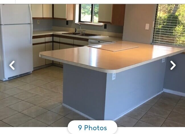 1032 NW Nye St Unidad Upper Unit