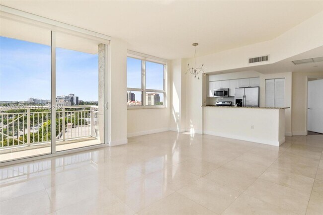 Photo - 19501 W Country Club Dr Unidad 1009