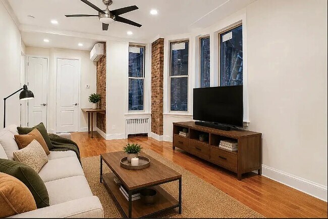 356 W 21st St Unit 7