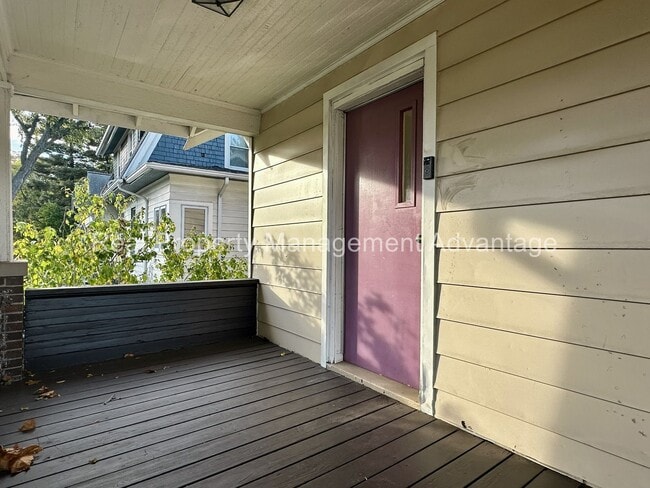 Photo - 310 W Hazelhurst St