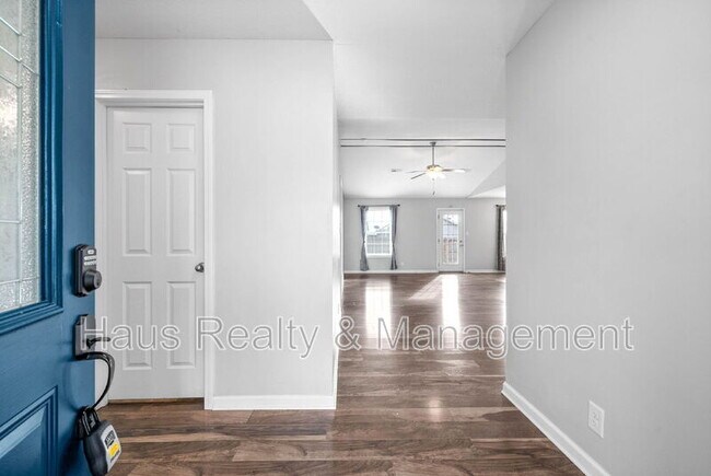Photo - 935 Hugh Hunter Rd