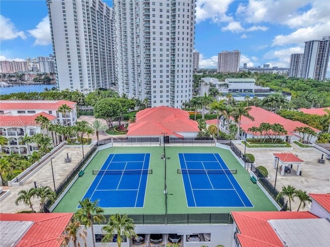 Photo - 3245 NE 184th St Unidad 13104