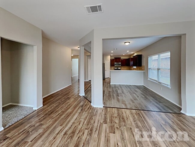 Photo - 1216 Alder Tree Ln