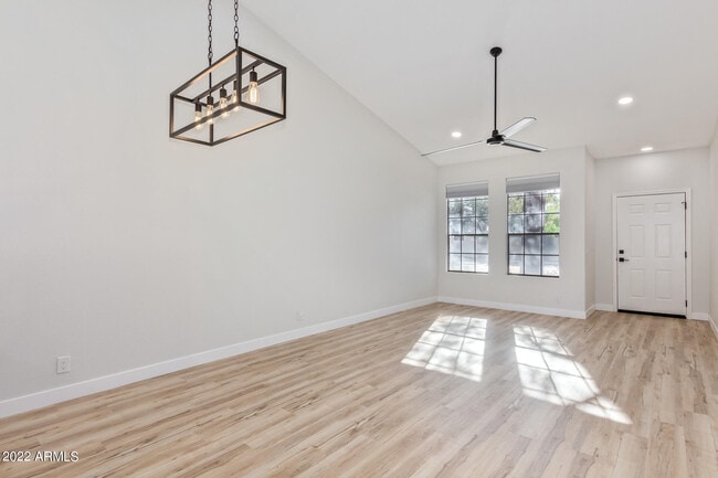 Photo - 11 N Concord St