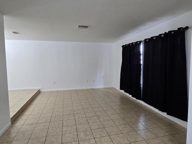 Photo - 1420 Mariner Blvd
