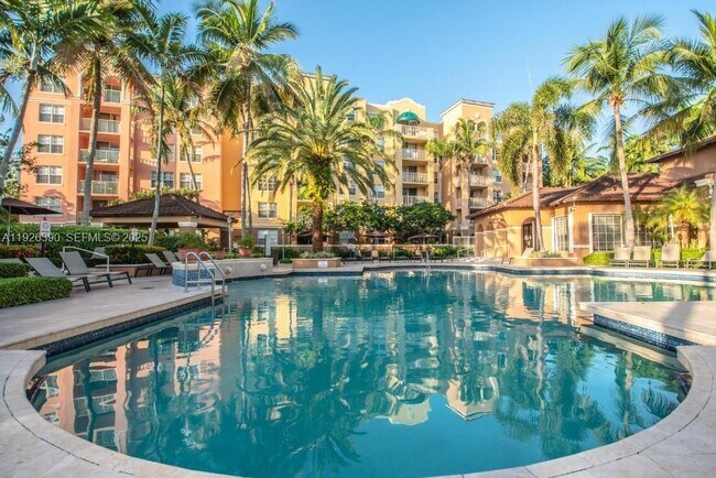 Building Photo - 19655 E Country Club Dr Unit 6107