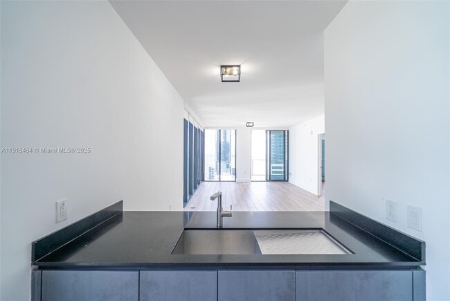 Photo - 1010 Brickell Ave Unit 2201