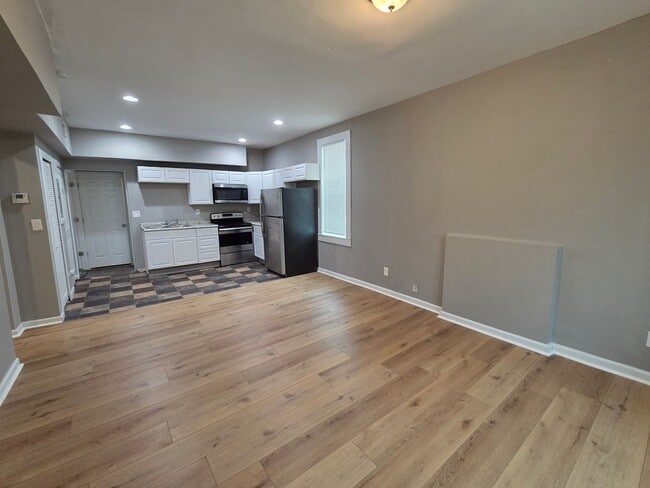 Building Photo - 3014 Pennsylvania Ave Unit 3014 A Pennsylvania