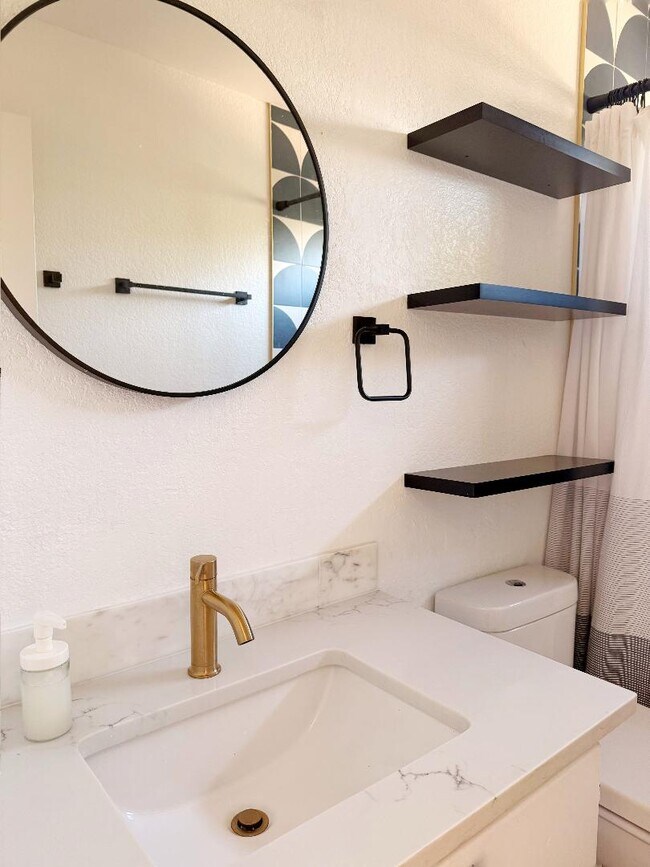 Photo - 1706 Woodwind Ln