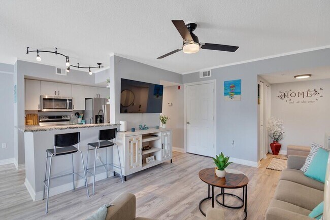 Photo - 1670 N 42ND Cir Unidad 102