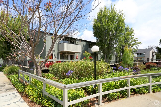 Photo - Peninsula Place