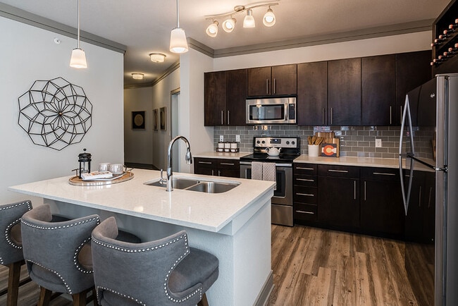 Photo - Cortland Broomfield