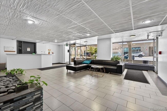 Photo - 1155 Ash St. Unidad 304