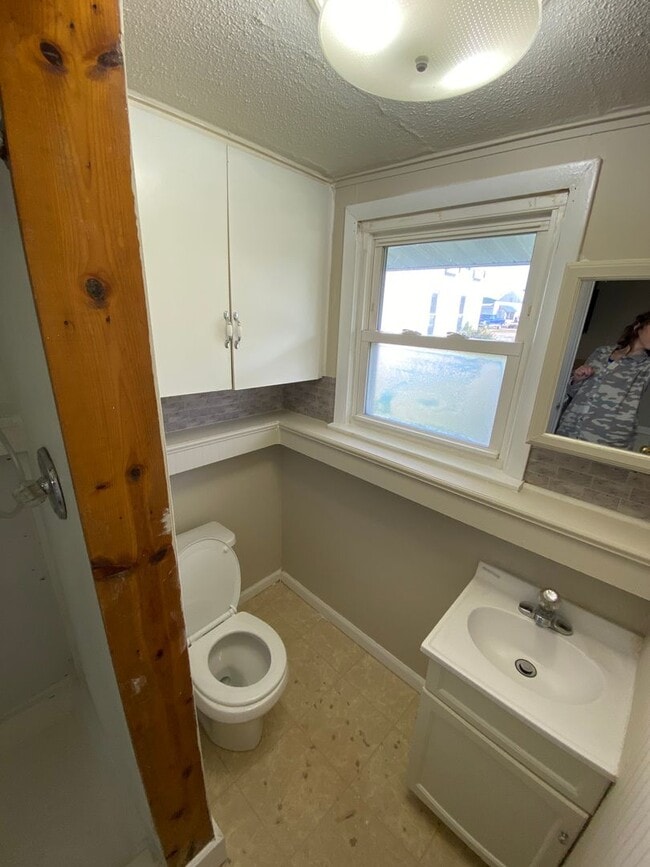 Photo - 405 W Pearl St