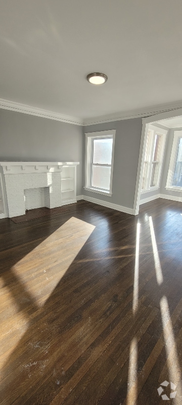 Building Photo - 6033 S Michigan Ave Rental