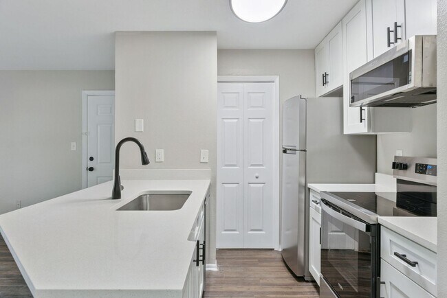 Photo - Newly Renovated Ground Floor Condo in Gated Altamonte Springs Community! Unit 104