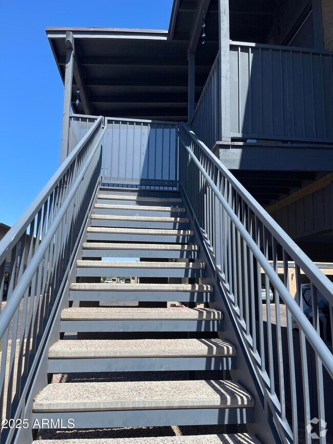 Building Photo - 286 W Palomino Dr Unit 8 Rental