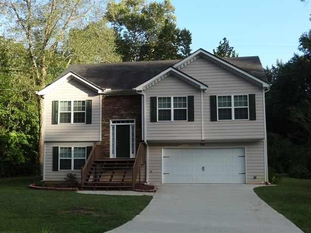 Building Photo - 718 Nottingham Dr Rental