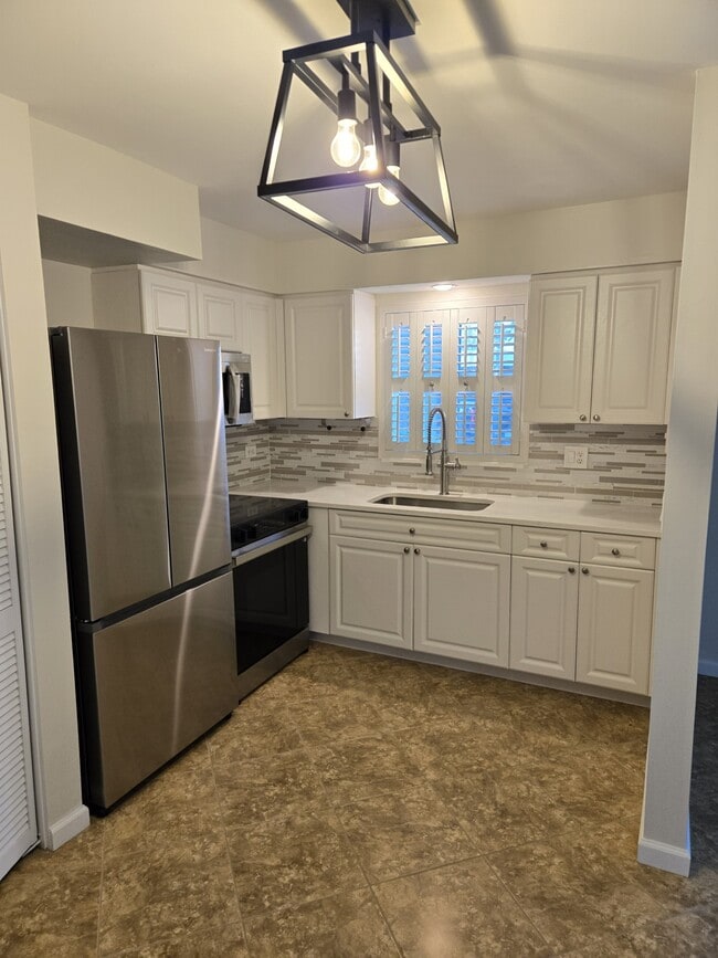 Photo - 2304 Ringling Blvd Unit #117