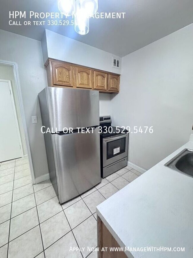 Photo - 3310 Warrensville Center Rd Unit MT-407