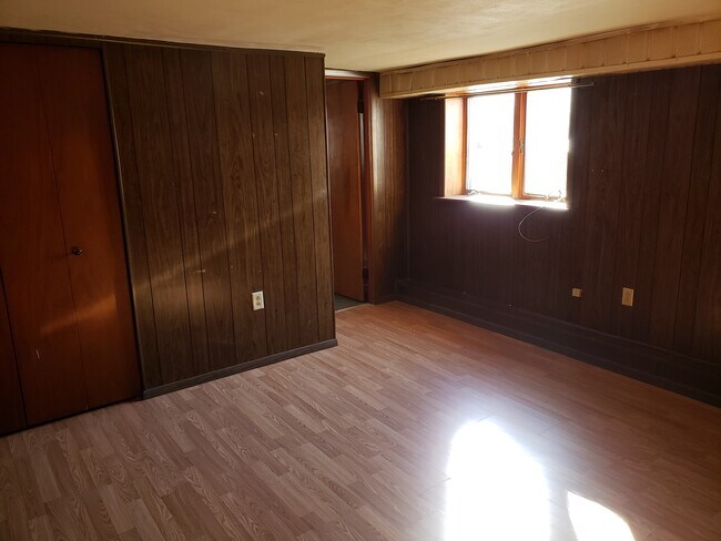 sala de estar - 1015 Old Boalsburg Rd Unidad Marvin Gardens G5