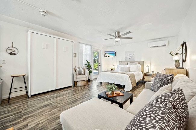 Photo - 105 NE 3rd St Unit ID1044485P