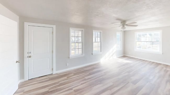 Photo - 1109 W Beech Ave House