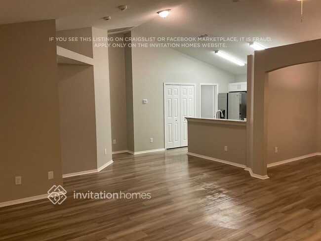 Photo - 11506 3rd Ave E
