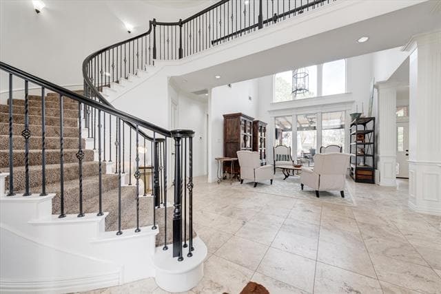 Photo - 911 Turnberry Ln